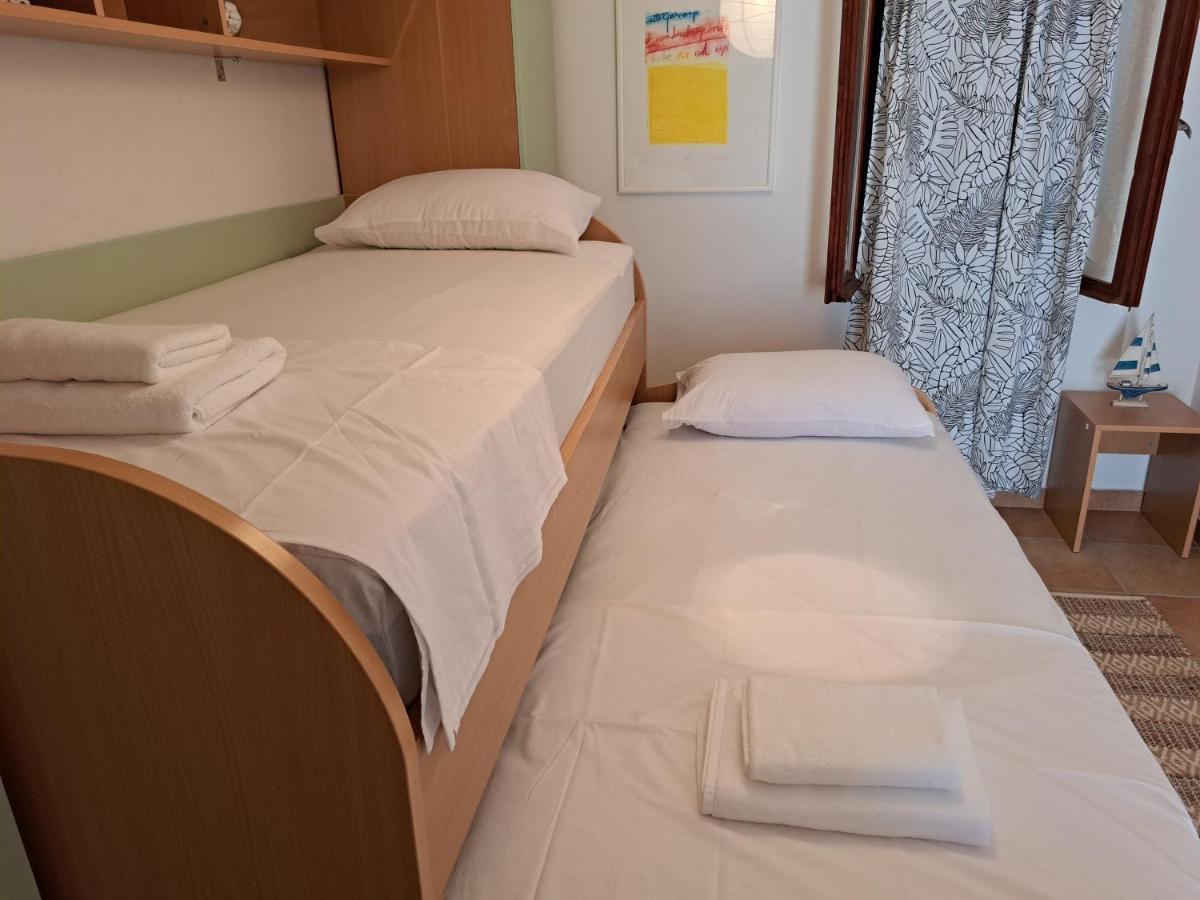 Family Apartment In Center Of 穆泰尔岛 外观 照片