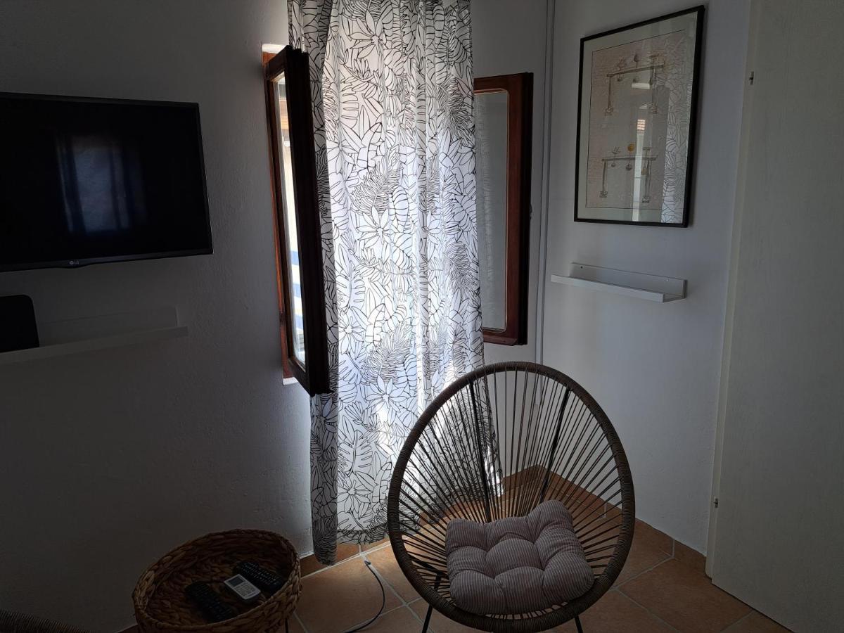 Family Apartment In Center Of 穆泰尔岛 外观 照片