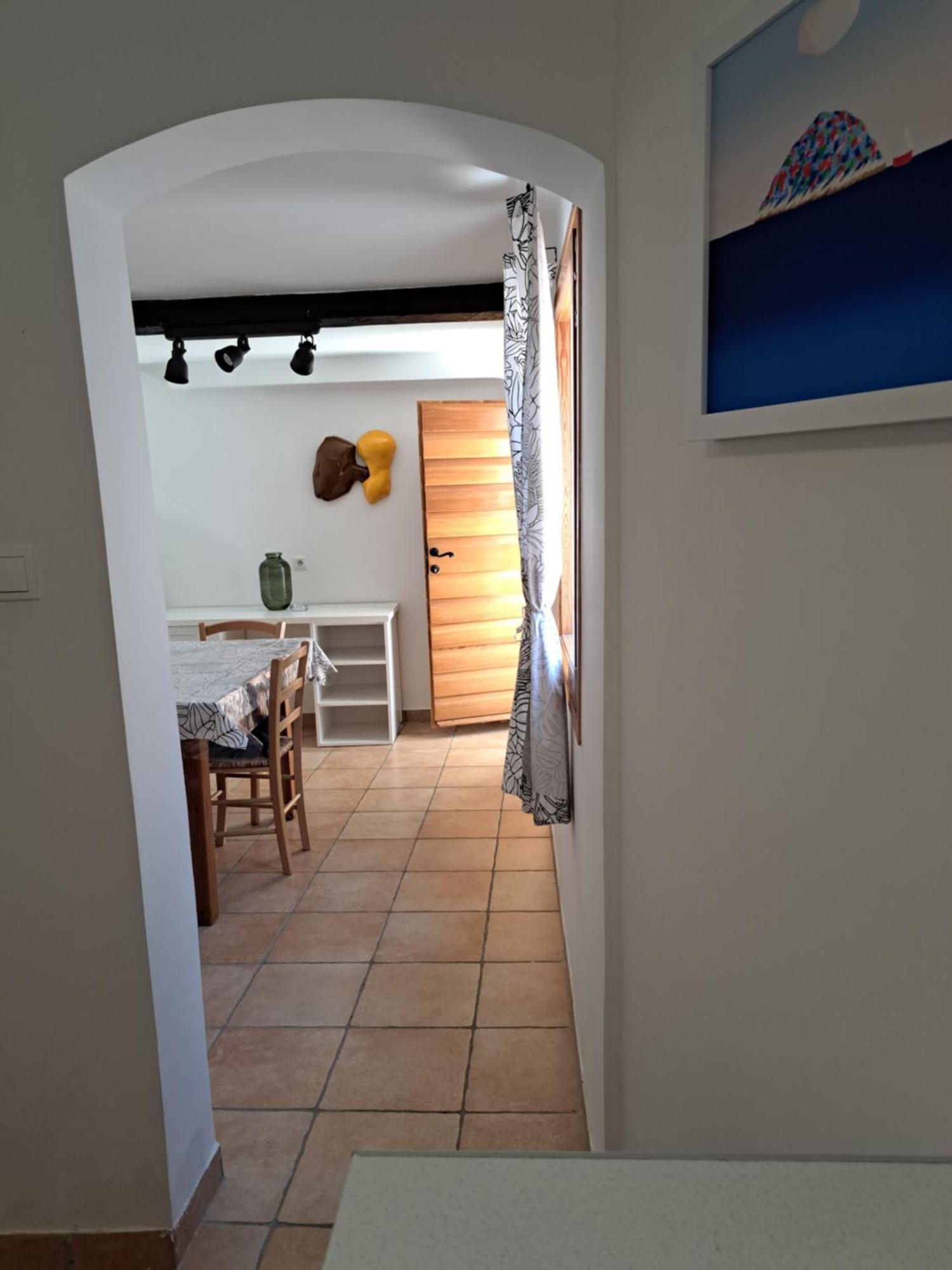 Family Apartment In Center Of 穆泰尔岛 客房 照片